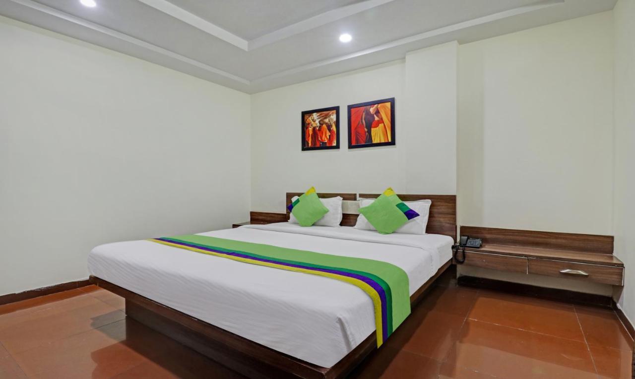 Treebo Mohit Regency Hotell Bhopal Exteriör bild